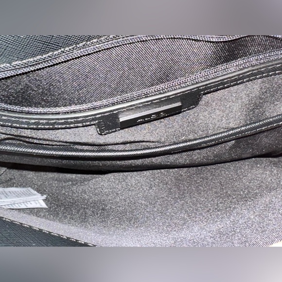 Aldo black tote purse with chain tassel like new LARGE - Picture 6 of 13